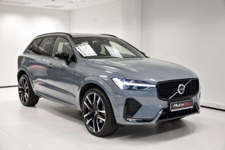 Volvo XC60 B5 AWD R-DESIGN KERS Mild Hybrid